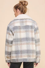 Load image into Gallery viewer, Plaid Jacket