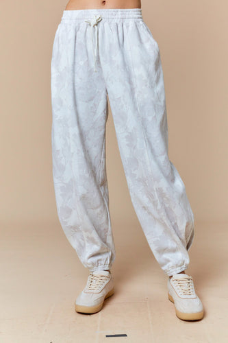 Leaf Printed Fleece Sweatpants