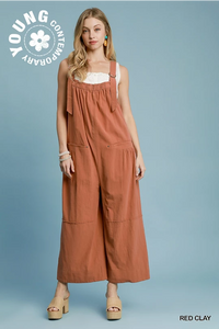 Sleeveless Silhouette Jumpsuit