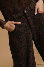 Load image into Gallery viewer, Non-Stretch Leopard Print Wide Leg Pants