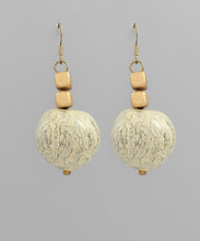 Load image into Gallery viewer, Coco bead earring