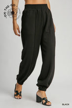 Load image into Gallery viewer, Luxeknit Jogger Pants