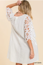 Load image into Gallery viewer, White Brocade Dress