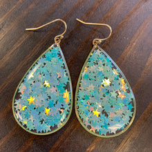 Load image into Gallery viewer, Glitter Star Earring