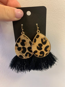 Animal Print Teardrop & Fan Earring