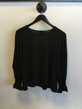 Load image into Gallery viewer, Black Bubble Sleeve Blouse