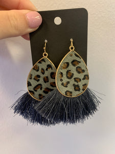 Animal Print Teardrop & Fan Earring